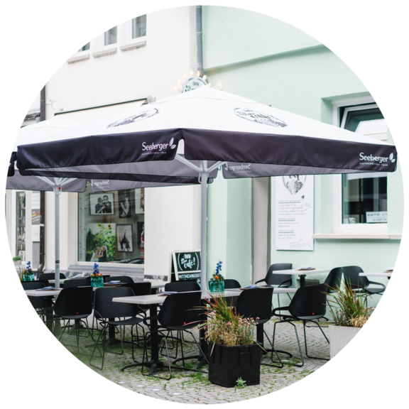 Large parasols up to 8.00 m