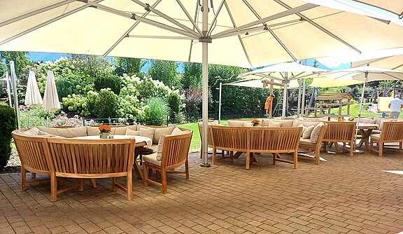 Lounge rund aus A- Teakholz Lounge rund aus A- Teakholz